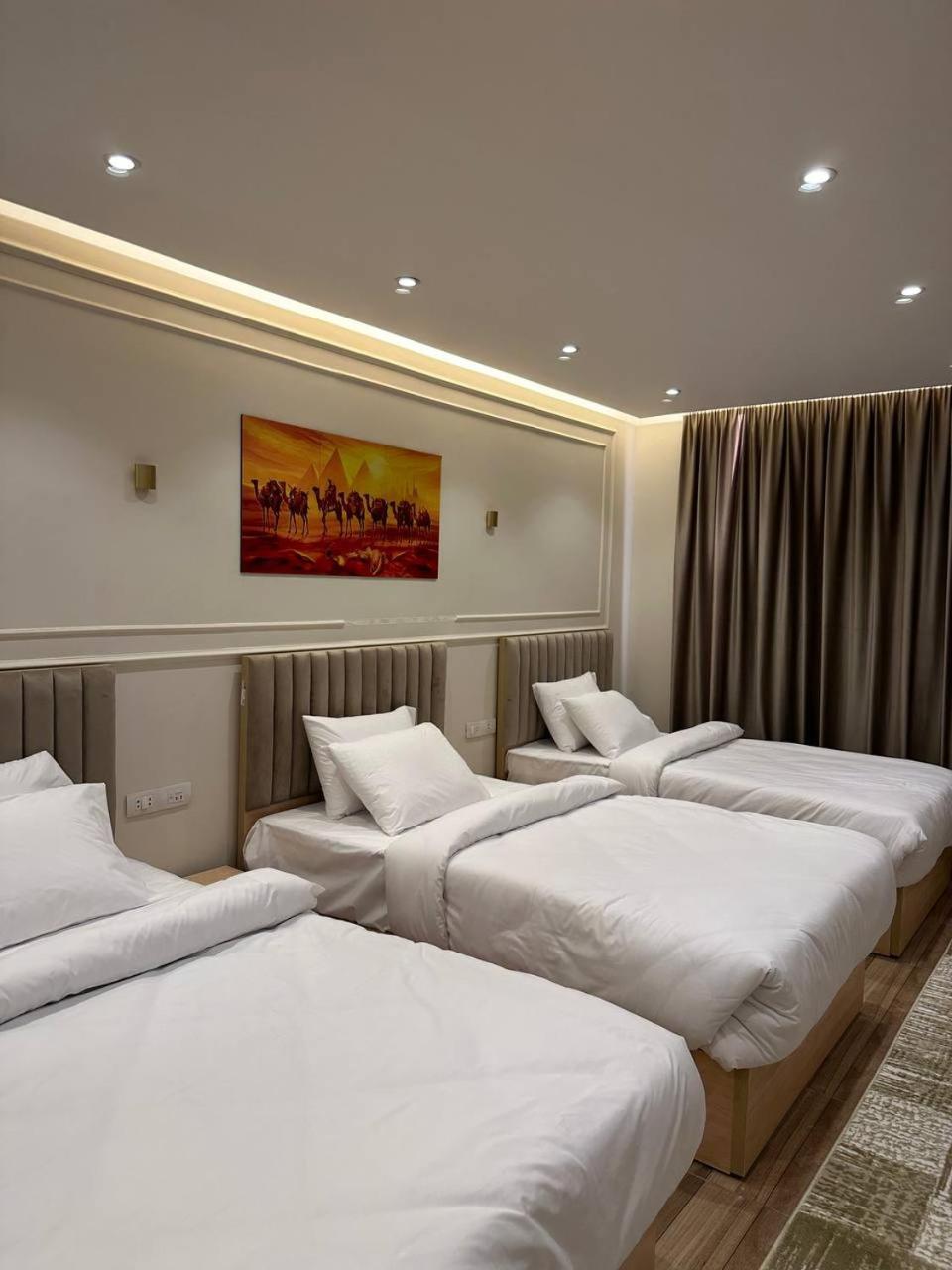 Radiant Pyramids Bed & Breakfast *