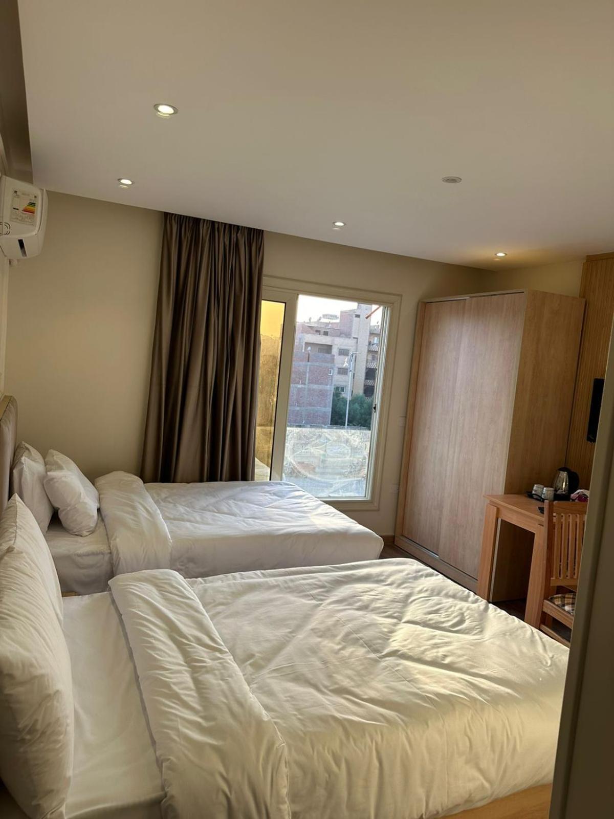 Radiant Pyramids Bed & Breakfast Cairo