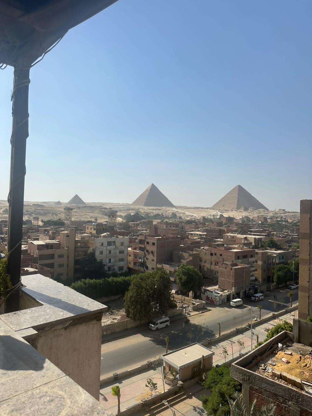 Radiant Pyramids Bed & Breakfast *